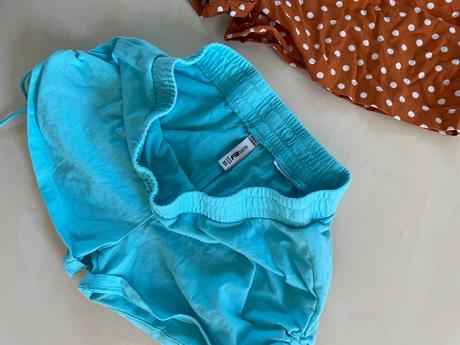 2x kraťásky, vel xs, fb sister a primark, xs
