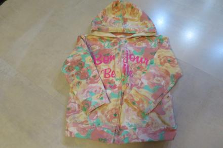 Kytičkovaná mikinka, 92