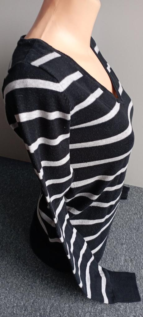 Svetr zn."colours" vel."xs", colours of the world,xs