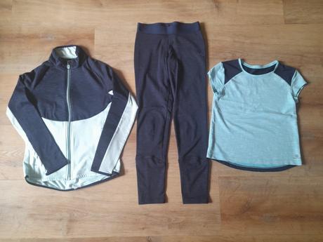 Sportovni souprava - mikina, leginy, tricko,v.134, decathlon,134