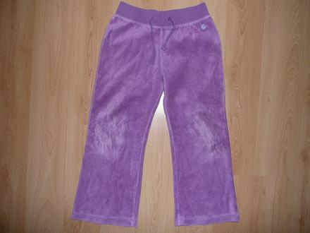 Semišové tepláky, 104