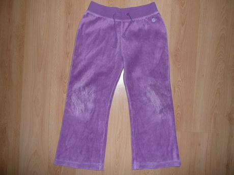 Semišové tepláky, 104