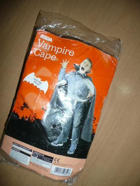 Kostým maska duch strašidlo upír plášť uni veliko, 