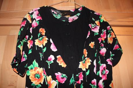 Dámské šaty květy vel. 42 - 44, 42