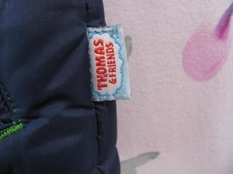 Chlapecká tmavě modrá vesta mašinka tomáš, 86