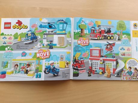 2x lego katalog 2022, 