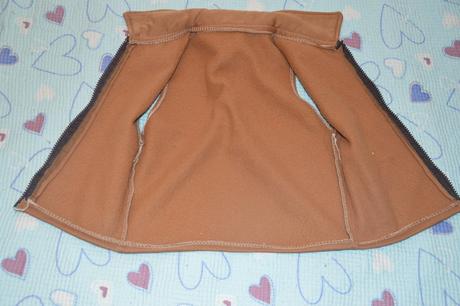 98 104 hnědá vestička vesta, 104