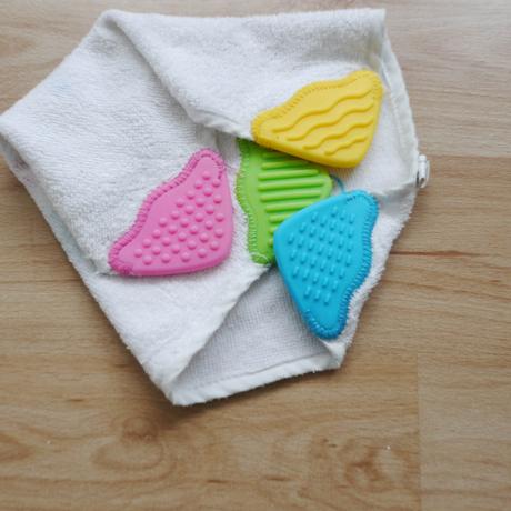 Hadrik pro miminka s kousatky,