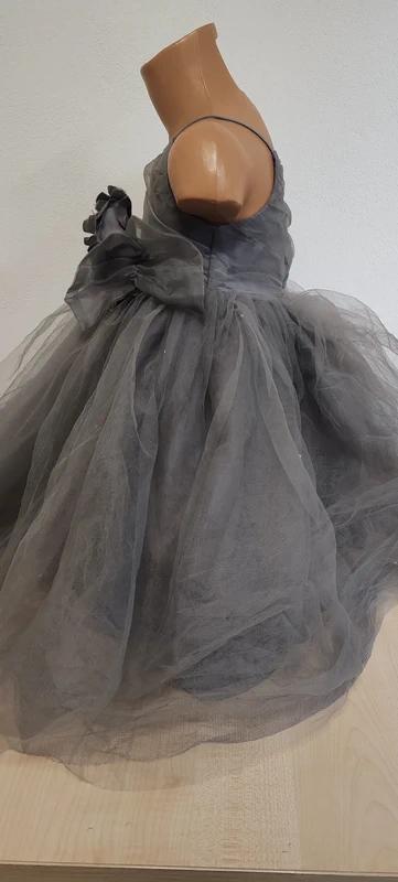 Společenské šaty, 