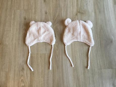 Zavazovací čepičky h&m pro dvojčata, 62