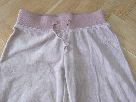 3x sametové tepláky 4-5 let, 104–116