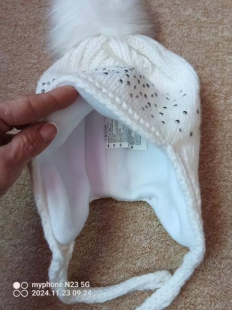 Čepice s kamínky vel."univerzální", 