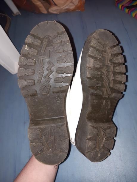 Dámské lakované polobotky + bílé plátěnky, vel. 38, 38