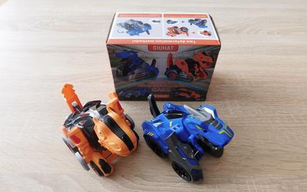 Transformující se dinosauří auta, 