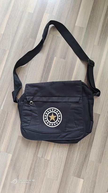 Taška přes rameno,