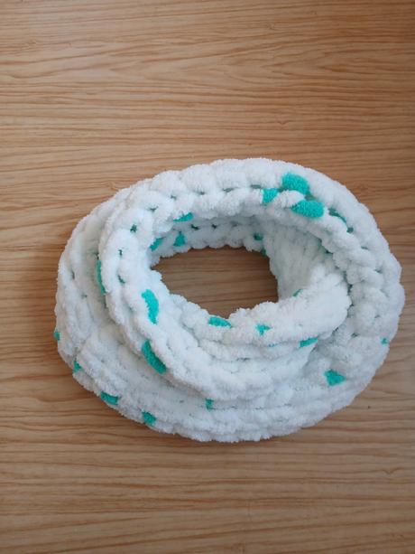 Měkký pletený nákrčník puffy (barva na přání), 
