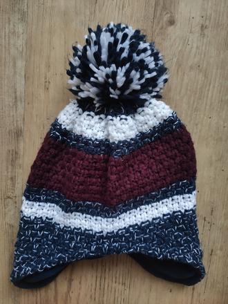 Zimní čepice cca 4-6let,