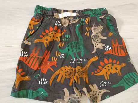 Kratase s dinosaury 104 tu, tu,104