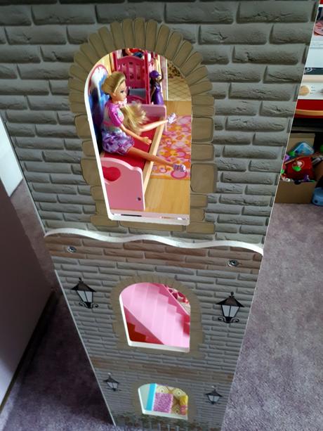 Dřevěný domeček pro panenky s vybavením - v.116cm, 