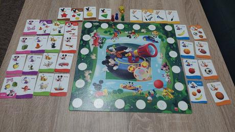 Desková hra mickeyho klubík - věk 5+,