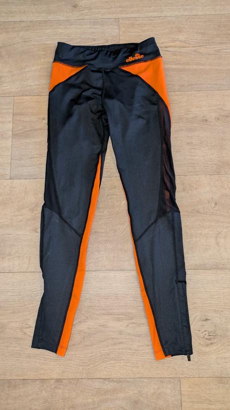 T501 č sportovní legíny ellesse vel. xs, xs