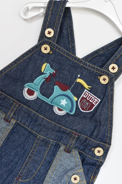 Kraťasy s laclem vel. 6 - 9 m, m&co,74