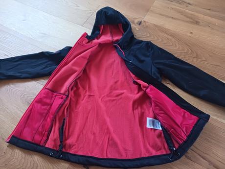 Nová softshellová bundička č.134/140, 134