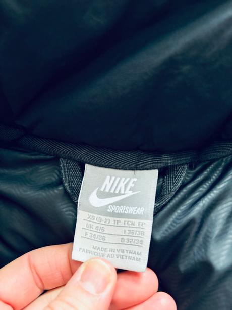 Bunda zimní péřová nike - v.xs, nike,xs