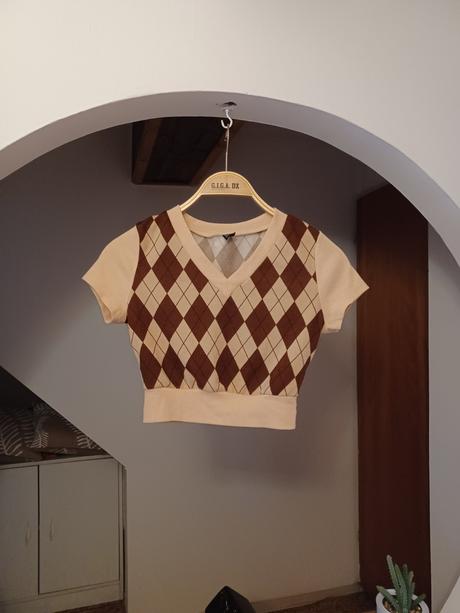 Pletená vestička vesta crop, 158