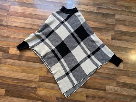 Káro pončo, vel 0xl, ale celkem uni,