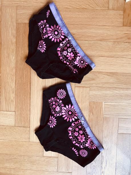 Kalhotky kvítky,lindex, 140