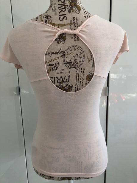 Vystrih na zadech mango meruňkove tricko xs, mango,xs