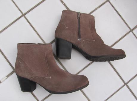 Hnědé kotníkové boty, 40