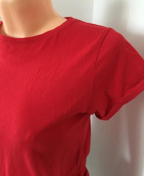 Vel. 34 červené tričko, 34