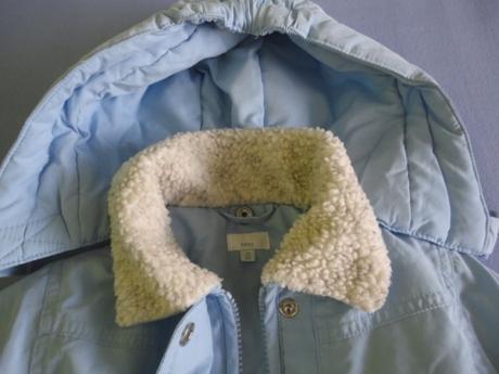 Slabší zimní či přechodová bunda s kapucí, vel. 74, 74