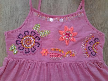 Dlouhé lehké šaty next, vel 122, top stav, next,122