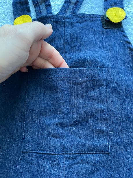 An10/ kostým dívčí - v.cca 5/7 let,