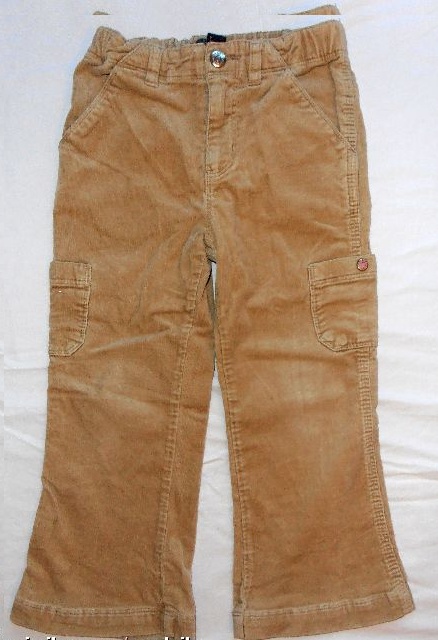 307.super manšestráky 4 roky, gap,104