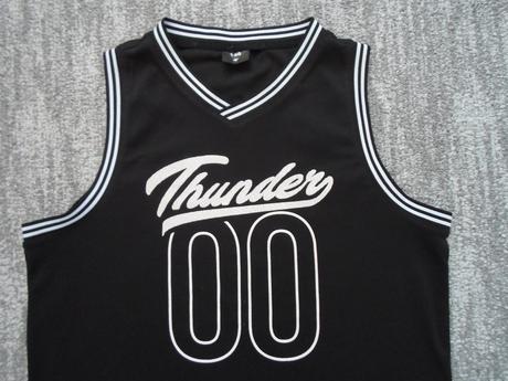 Černé tričko triko tílko, 146