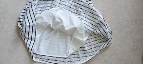 Bílé šaty s pruhy, vel. s, yumi,s