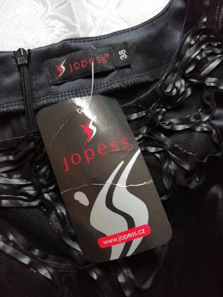 Nové společenské šaty, 38