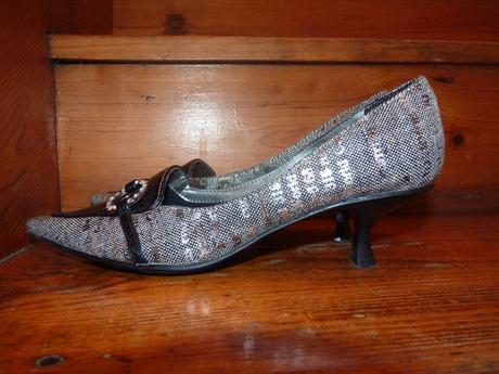 Sedostribrno cerne lodicky spicate 36-37, young spirit,37