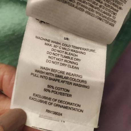 Mikina s originálním textem vel.m-l, amisu,m