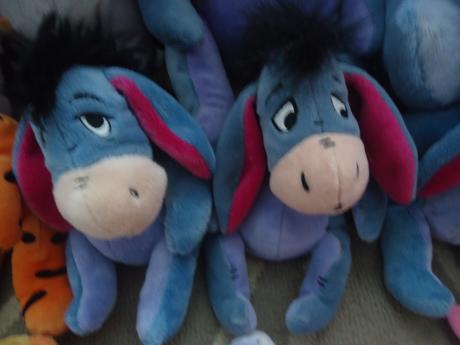 Mix plyšáků medvídek pů a jeho kamarádi,