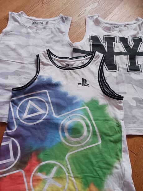 3x tílko playstation č.134/140, 134