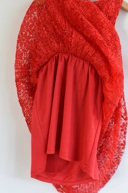 Šaty vel. 5 let, tu,110