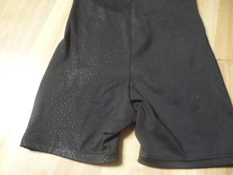 Sportovní dres vel. 9-10, 140