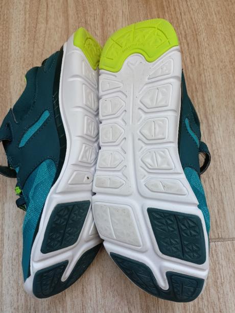 Sportovní boty, decathlon,38