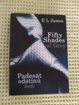 Padesát odstínů šedi,