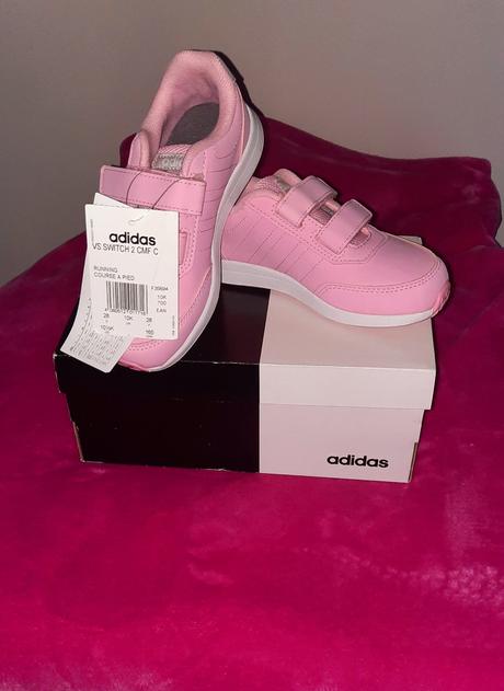 Nenošené tenisky, adidas,28
